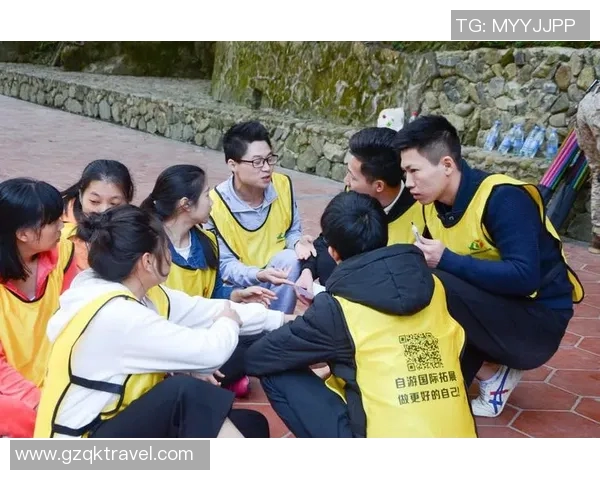 南京篮球队的崛起之路:揭秘他们背后的训练与团队精神 南京篮球队的崛起之路:揭秘他们背后的训练与团队精神