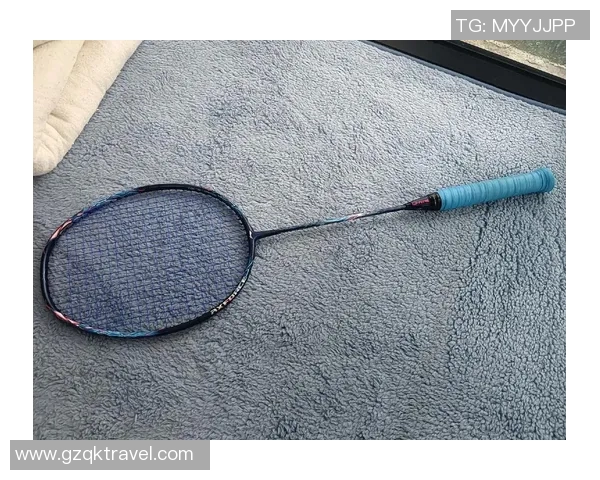 羽毛球装备选购指南：必备训练器材推荐与使用技巧分享