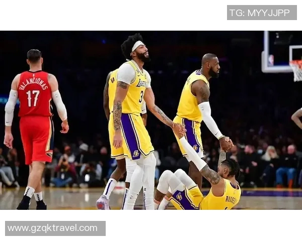 公牛与湖人对决分析:战术布局与球员表现的全面解读 公牛与湖人对决分析:战术布局与球员表现的全面解读