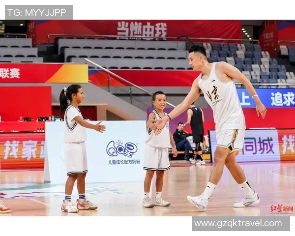 翟晓川：从篮球场上的拼搏到生活中的坚持与梦想