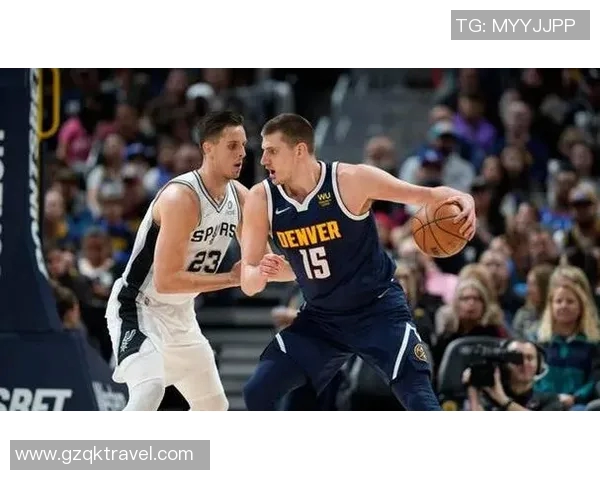 2007年NBA季后赛掘金与马刺的激烈对决与精彩瞬间回顾