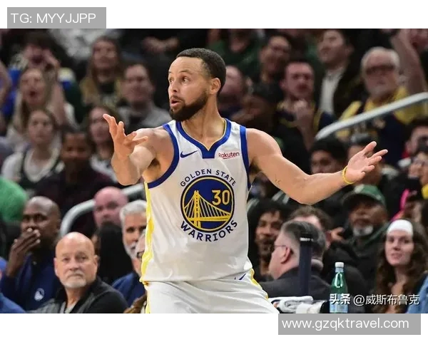 勇士与马刺激战11月19日NBA赛场精彩对决引发球迷热议 勇士与马刺激战11月19日NBA赛场精彩对决引发球迷热议