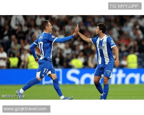 伯尔尼与瓦伦西亚的精彩对决谁能笑到最后揭晓比赛背后的故事与看点 伯尔尼与瓦伦西亚的精彩对决谁能笑到最后揭晓比赛背后的故事与看点