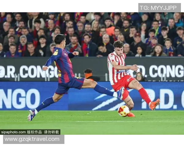 恒大与巴萨激战正酣比分揭晓引发球迷热议与期待 恒大与巴萨激战正酣比分揭晓引发球迷热议与期待