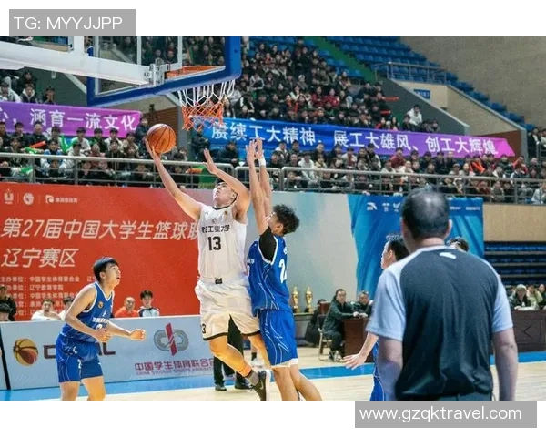 辽宁队迎战生力啤酒人全力争胜展现篮球魅力与团队精神