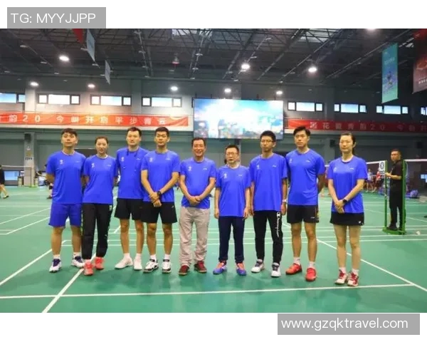 上海羽毛球队在联合会杯中的团队协作表现分析与点评 上海羽毛球队在联合会杯中的团队协作表现分析与点评